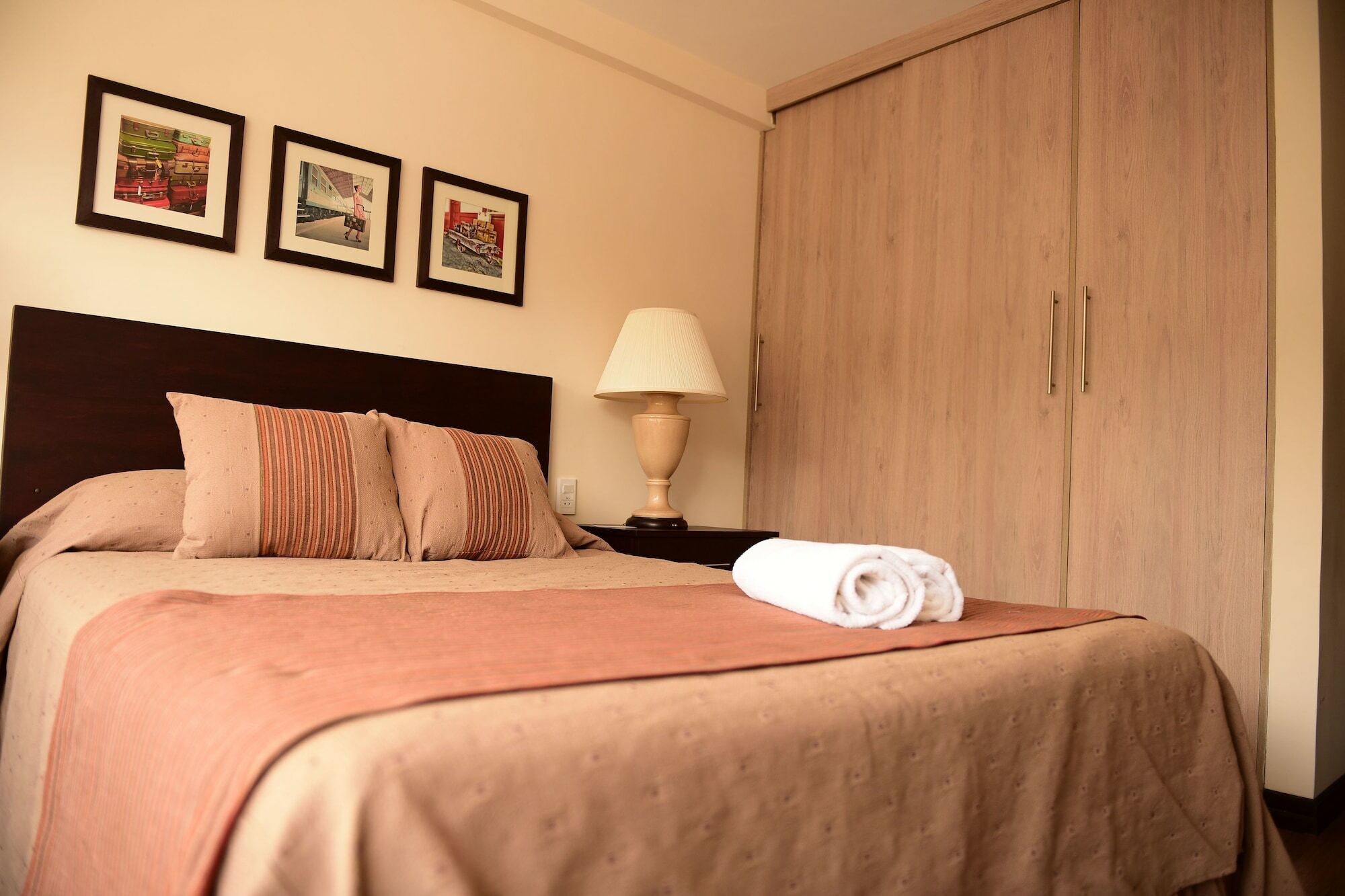 Midtown La Paz Hotel Buitenkant foto